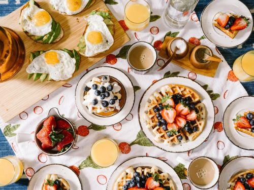 Breakfast. Photo by Rachel Park on Unsplash